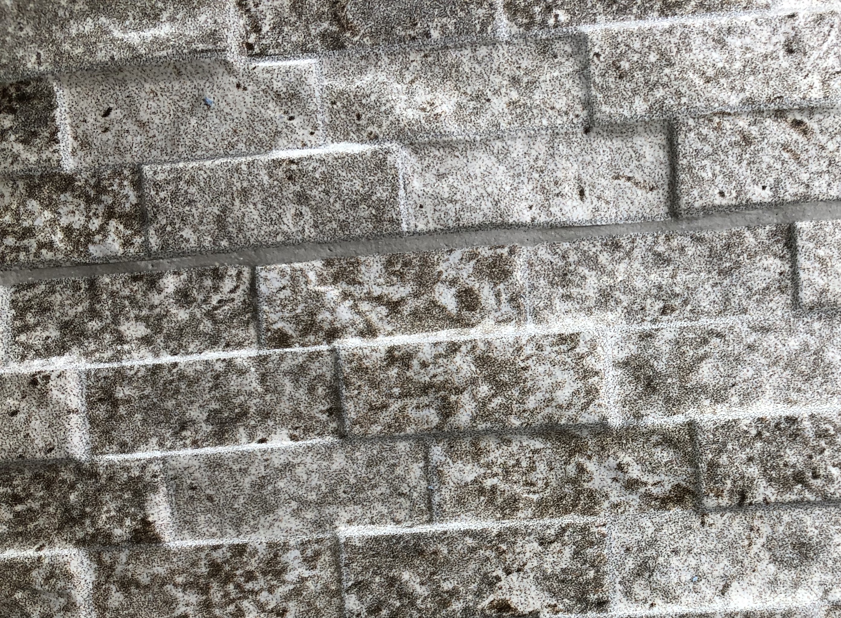 Brick kitchen splashback